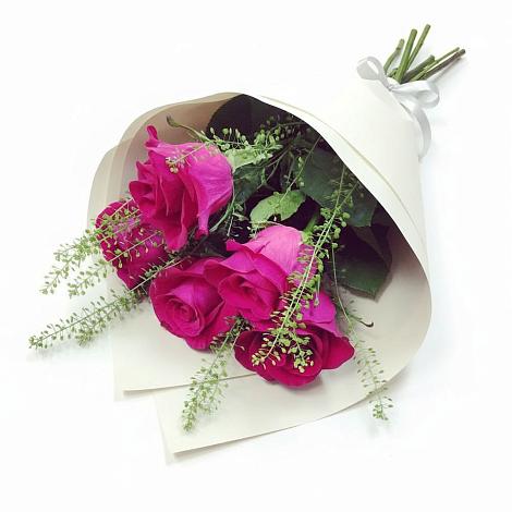 Букет цветов из: Розы в Лухе