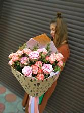 Букет цветов из:  Розы #REPLACE_PRED# Лухе